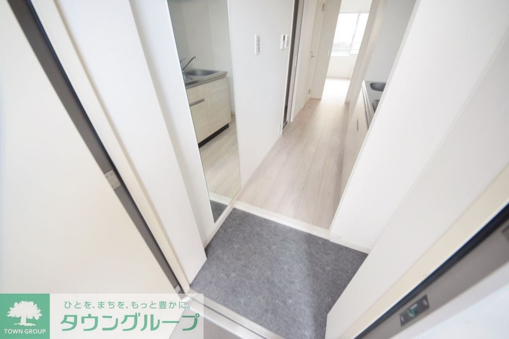 玄関　★お問い合わせはタウンハウジング★