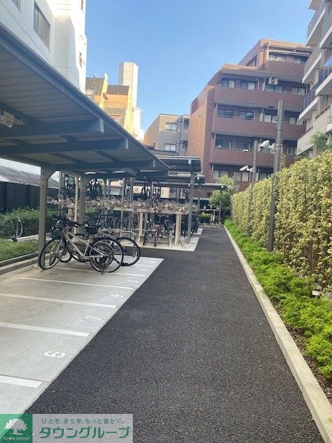 駐車場　駐輪場