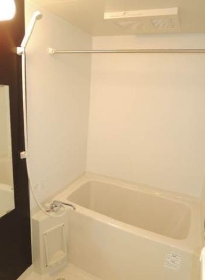 バス・シャワールーム　※別部屋の参考写真です。