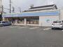 コンビニ　ローソン久留米国分店（コンビニ）まで740m