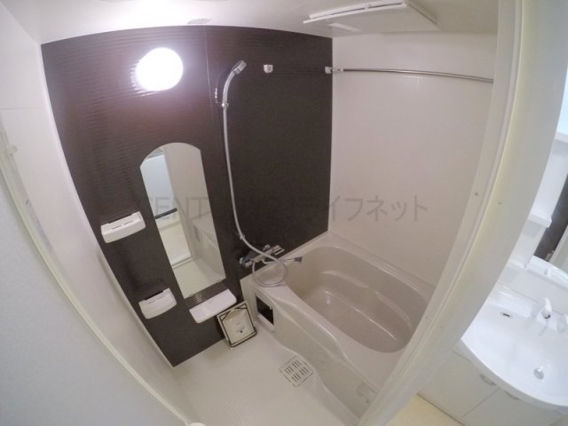 ラグゼ東三国プラスの風呂写真