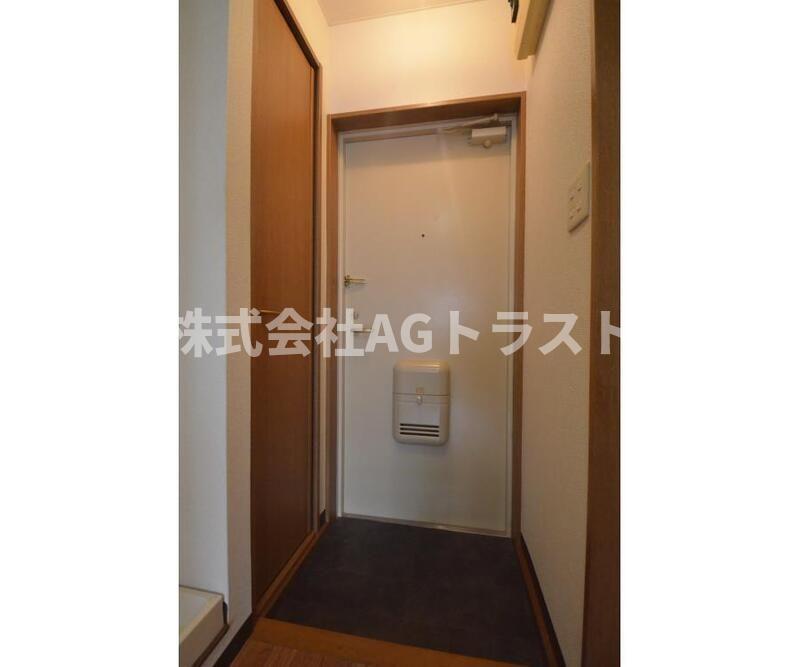 Y.S.T東大宮の玄関写真