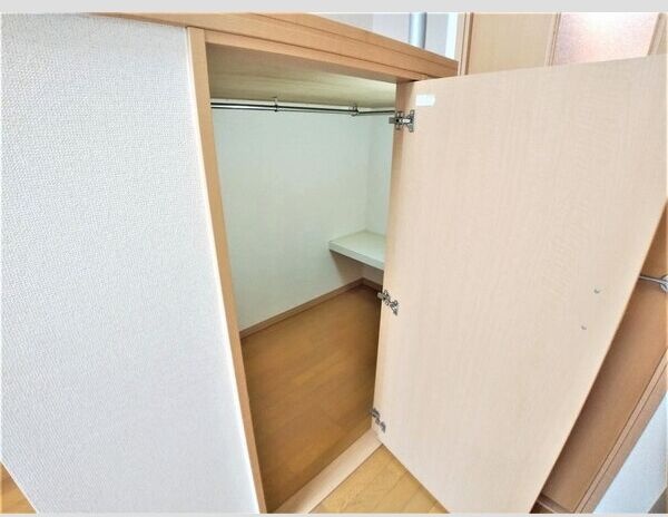 レオパレスハーモニー蕨の内装写真
