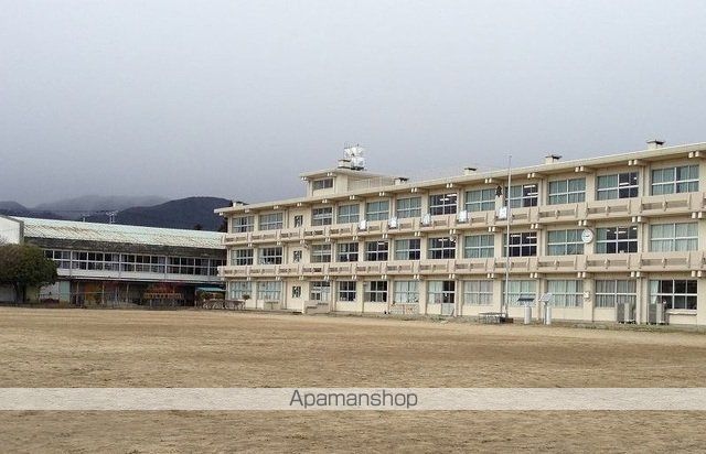小学校　福島市立笹谷小学校（小学校）まで1100m