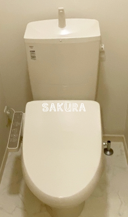 トイレ　嬉しい温水洗浄便座♪※同仕様