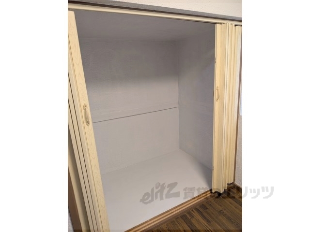収納　１階洋室
