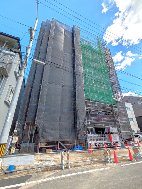 建物外観　建築中