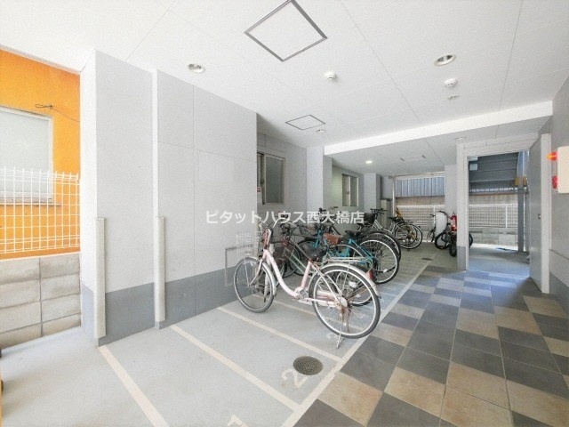 駐車場　駐輪場