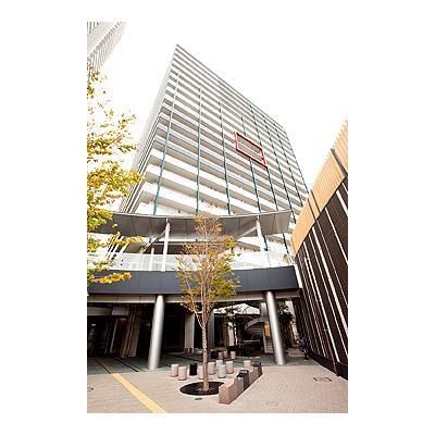 エントランス　清潔なエントランスです