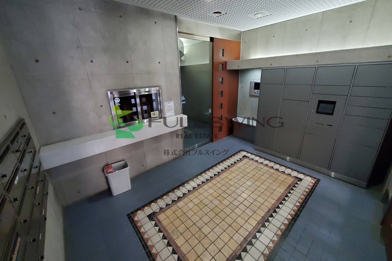 東京メトロ半蔵門線 水天宮前駅 徒歩1分 11階建 築30年の外観写真