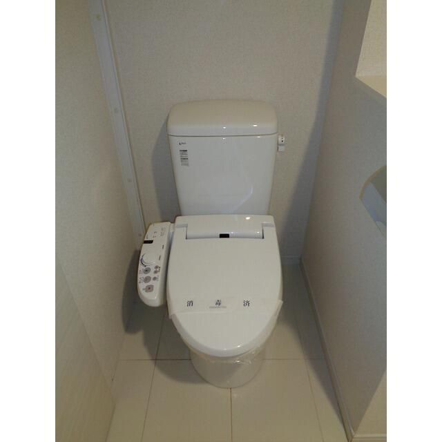 トイレ　シンプルで使いやすいトイレです