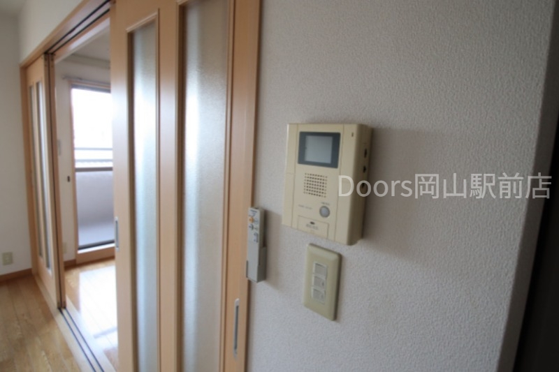 ＪＲ山陽本線 北長瀬駅 徒歩10分 3階建 築20年のその他写真