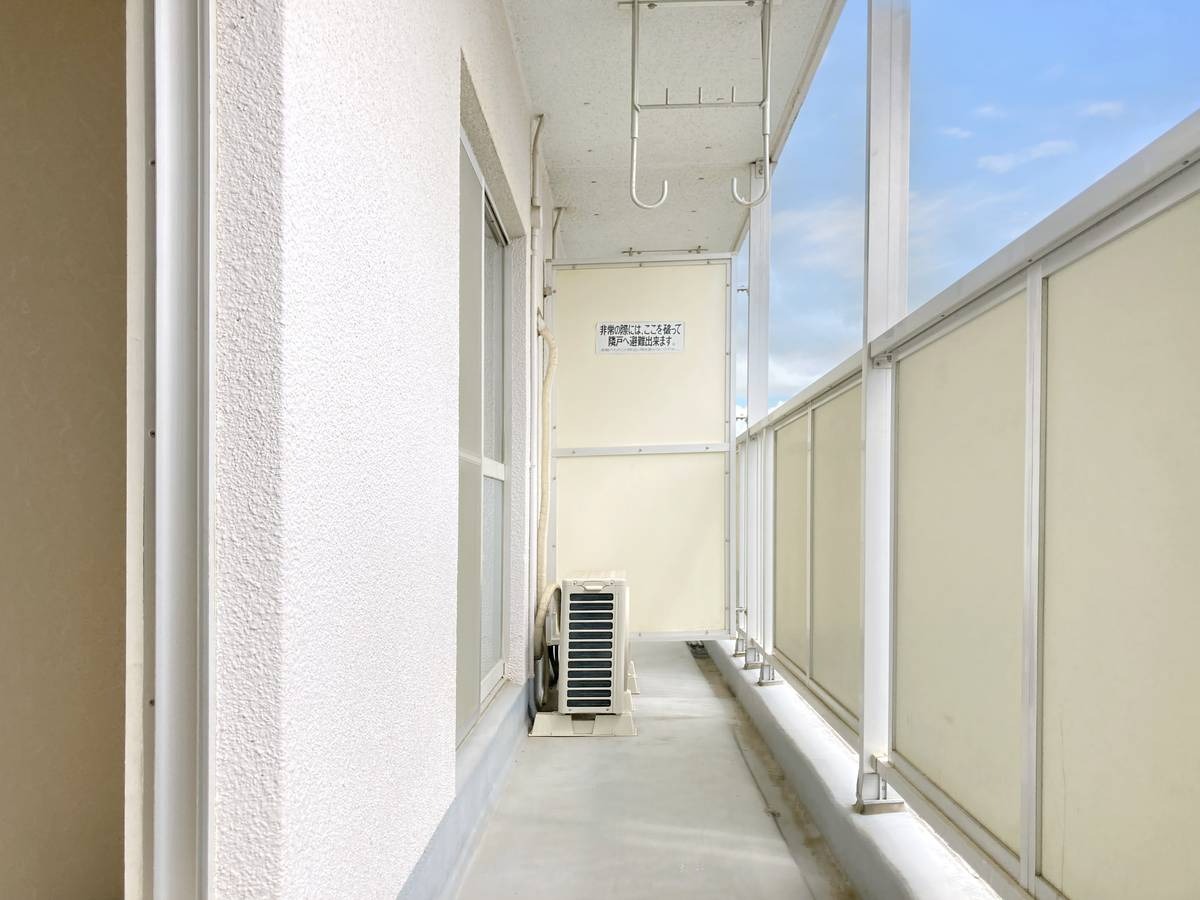 ＪＲ常磐線 取手駅 徒歩12分 5階建 築52年の内装写真
