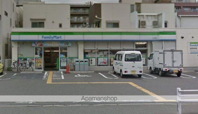 コンビニ　ファミリーマート（コンビニ）まで350m