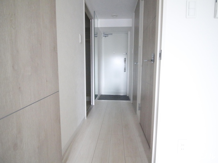 玄関　※別の部屋の写真になります。