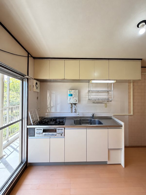 キッチン　コンロ・瞬間湯沸かし器新品に交換！
