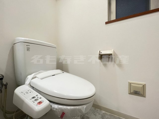 トイレ　コンパクトで使いやすいトイレです