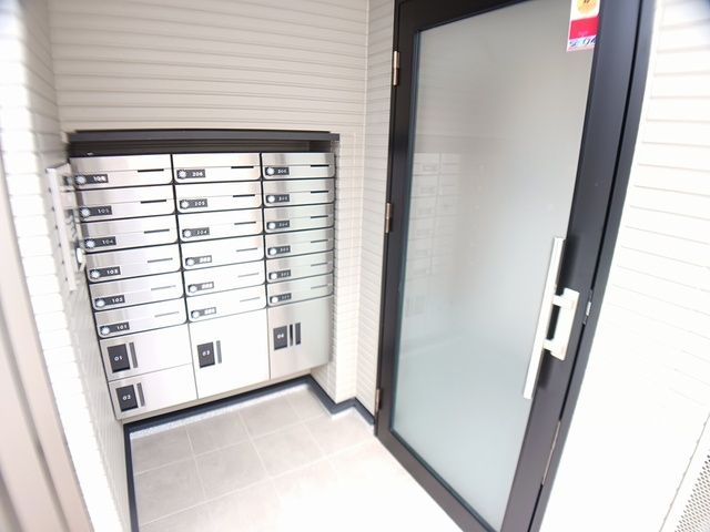 エントランス　毎日通るエントランスはこのようになっています