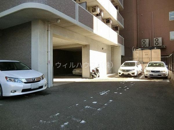 駐車場　駐車しやすい！