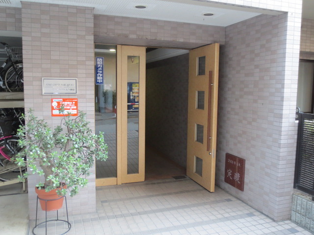 エントランス　エントランス部分