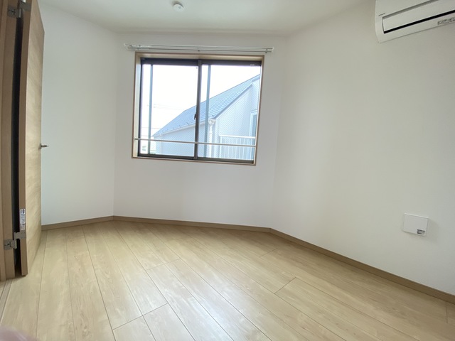 東新小岩6丁目中学校前戸建の内装写真