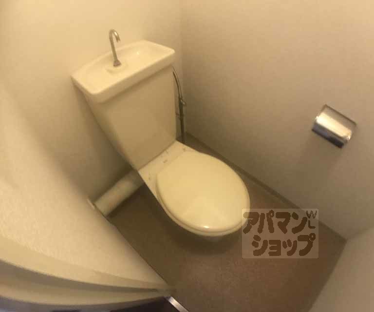 ライオンズマンション一条智恵光院のトイレ写真