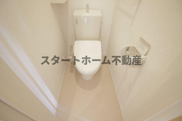 トイレ　落ち着いたトイレです