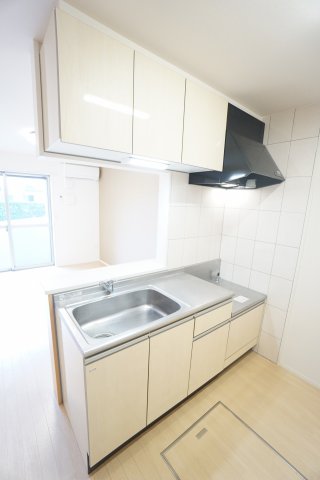 キッチン　※同物件、同タイプ、間取り反転のお部屋です