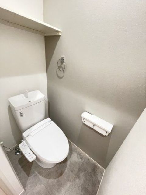 トイレ　【トイレ】同建物別部屋　現況優先