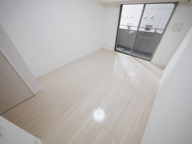 グランド・ガーラ新横浜Southの居間写真