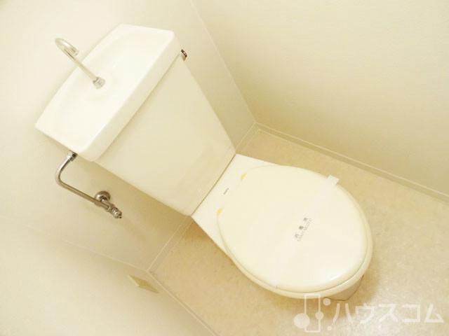 トイレ　温水洗浄便座付けれますよ♪お気軽にお申し付け下さい☆
