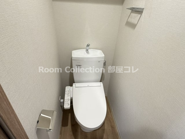 トイレ　※同物件他部屋写真 反転、色違いの場合有 現況優先