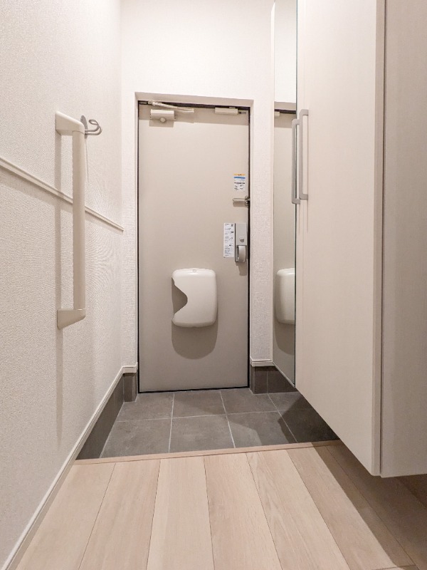 玄関　図面と現状に相違がある場合には現状を優先