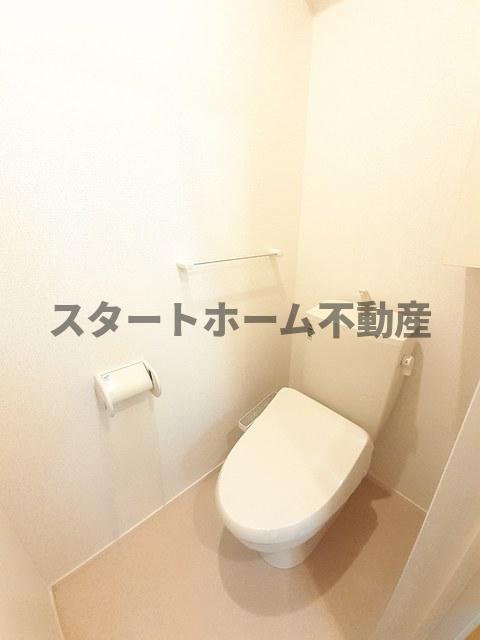 トイレ　清潔感のあるトイレです