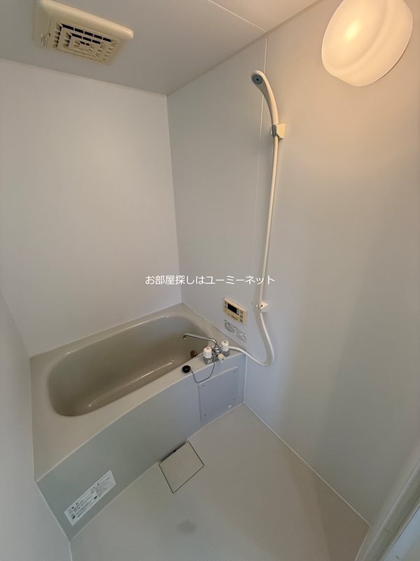 バス・シャワールーム　※実際のお部屋とは異なる場合がございます。