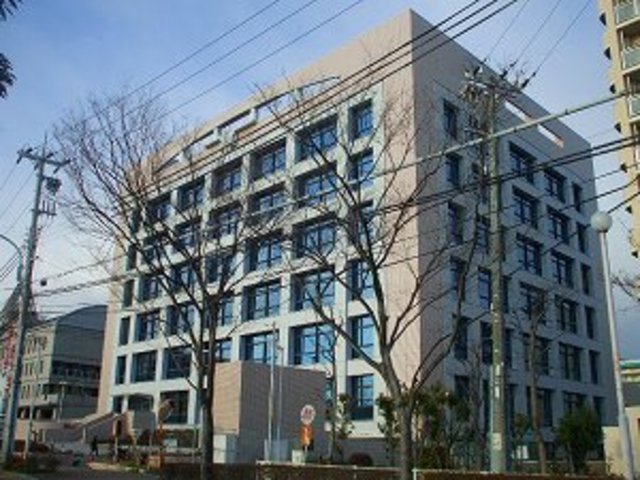 役所　神戸市長田区役所（役所）まで913m