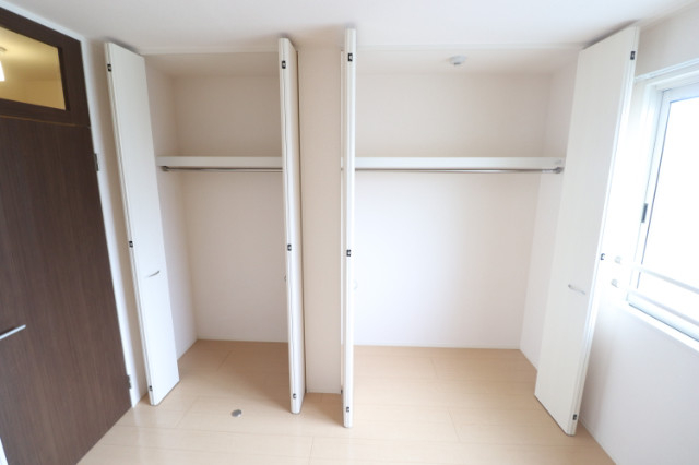 収納　衣類や荷物をまとめて整理できます