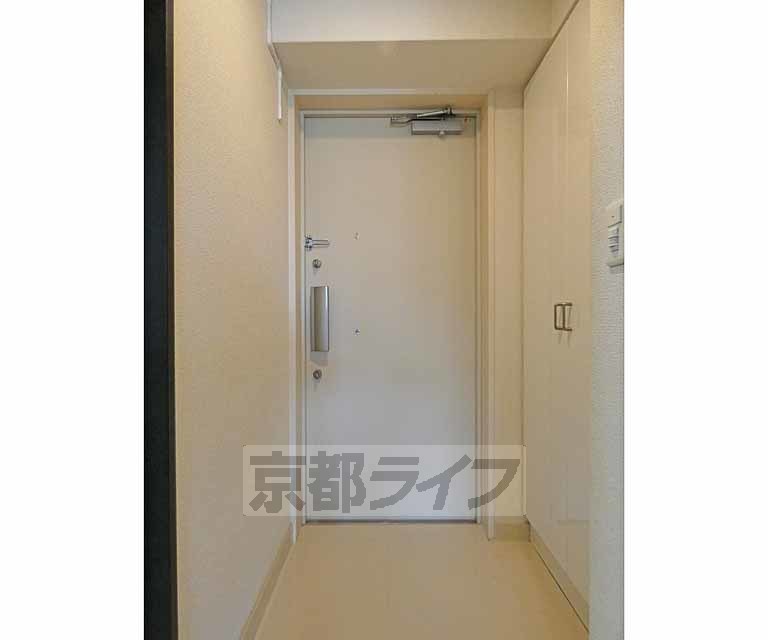 エステムプラザ京都河原町通IIレジデンシャルの玄関写真