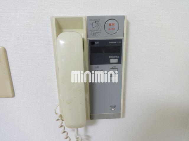 セキュリティ　インターホンで来訪者を確認できます