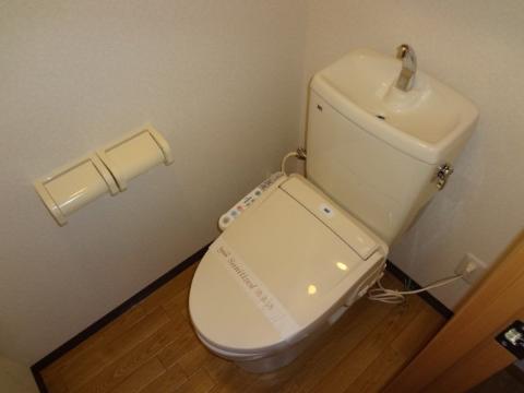 トイレ　シャワー付トイレ