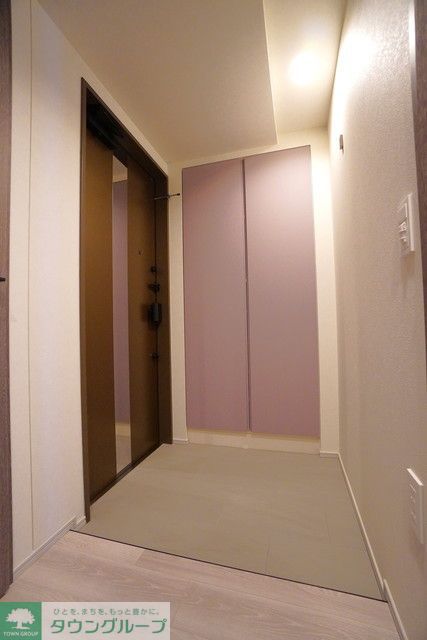 玄関　※写真は同タイプ住戸です。