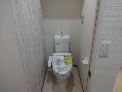 トイレ　シャワー付トイレ