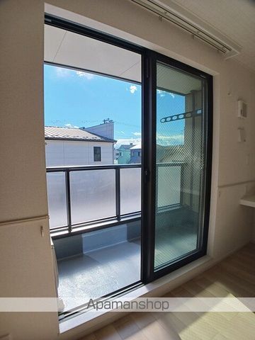 小田急江ノ島線 湘南台駅 バス乗車時間：12分 最寄りバス停で下車 徒歩5分 3階建 築1年の内装写真