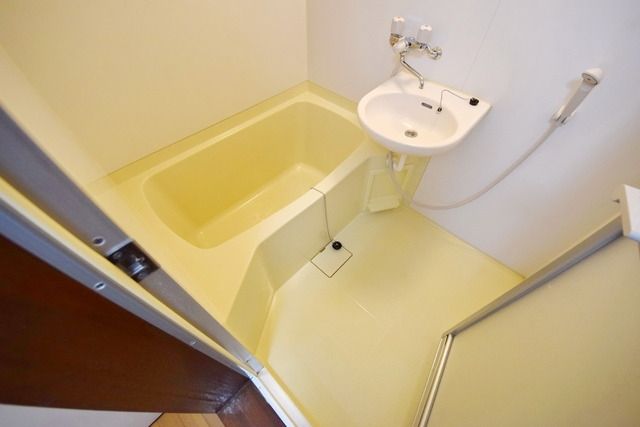 バス・シャワールーム　★バストイレ別のお部屋です★※別部屋参考画像