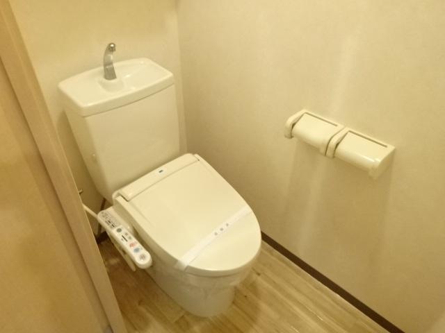 トイレ　シャワー付トイレ