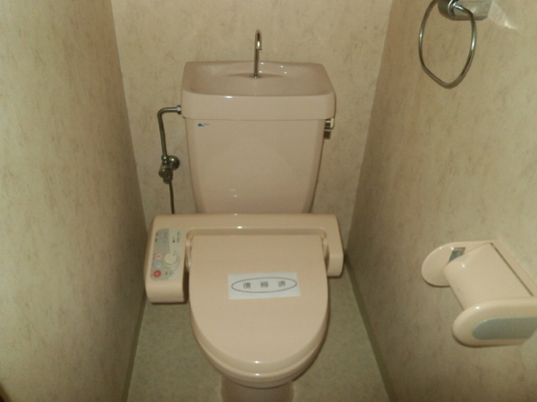 富山地鉄不二越上滝 南富山駅 徒歩13分 4階建 築32年のトイレ写真