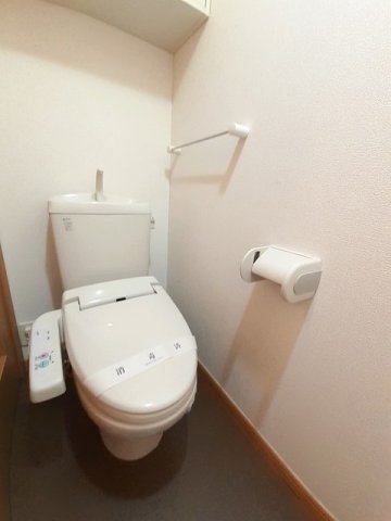 トイレ　トイレもきれいです