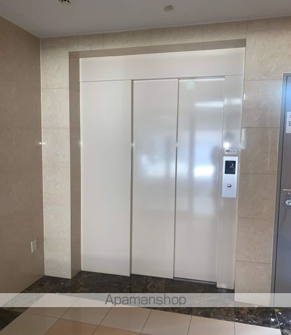 ロビー　ロビー