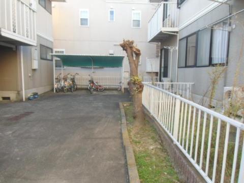 庭　中庭（イメージ）