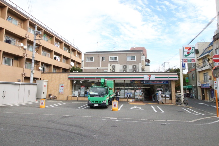コンビニ　セブンイレブン大阪長居西１丁目店（コンビニ）まで150m